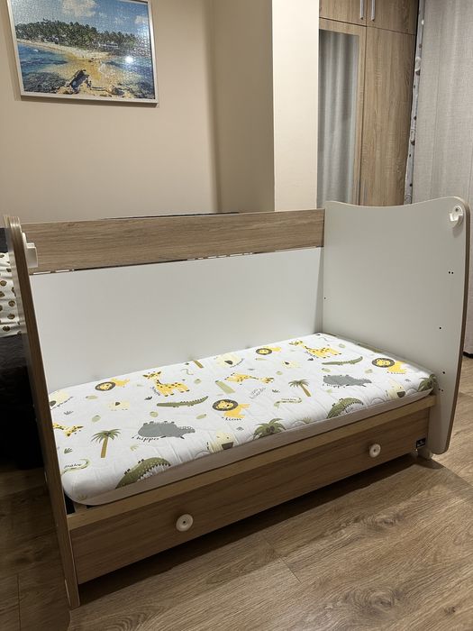 Детско бебешко легло кошара бюро с матрак Lorelli 60/120