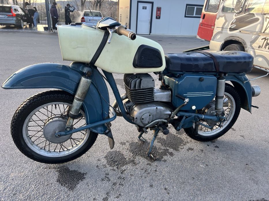 Мотор с Документи MZ Trophy 175