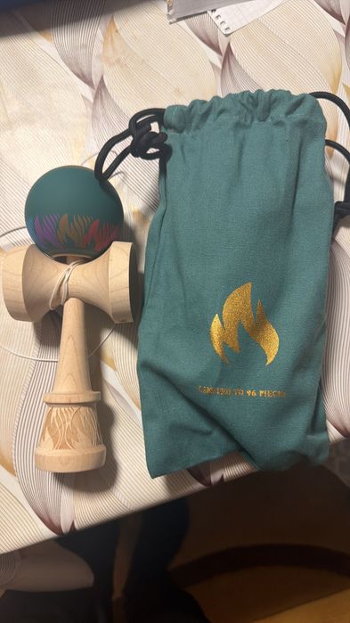 Kendama Sweets Legend shape ediție limitată doar 96 de bucăți în lume!