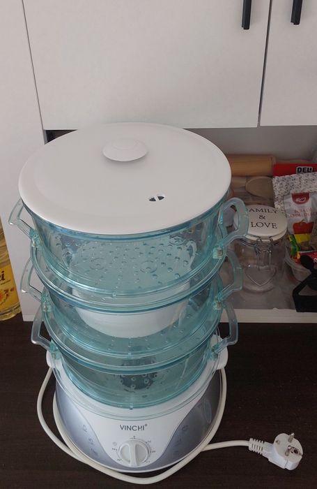 Aparat de gătit cu aburi