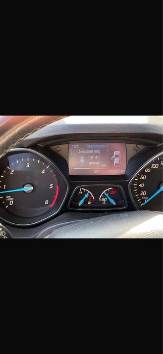 Ford Kuga 2.0 TDCi 150 CP 4x4 – 2015 – În stare impecabilă