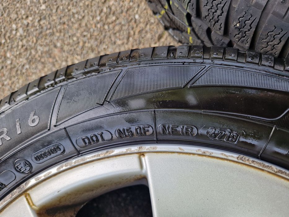 Jante / jenti aliaj BMW cauciucuri de M + S 205 55 16 DOT 2019