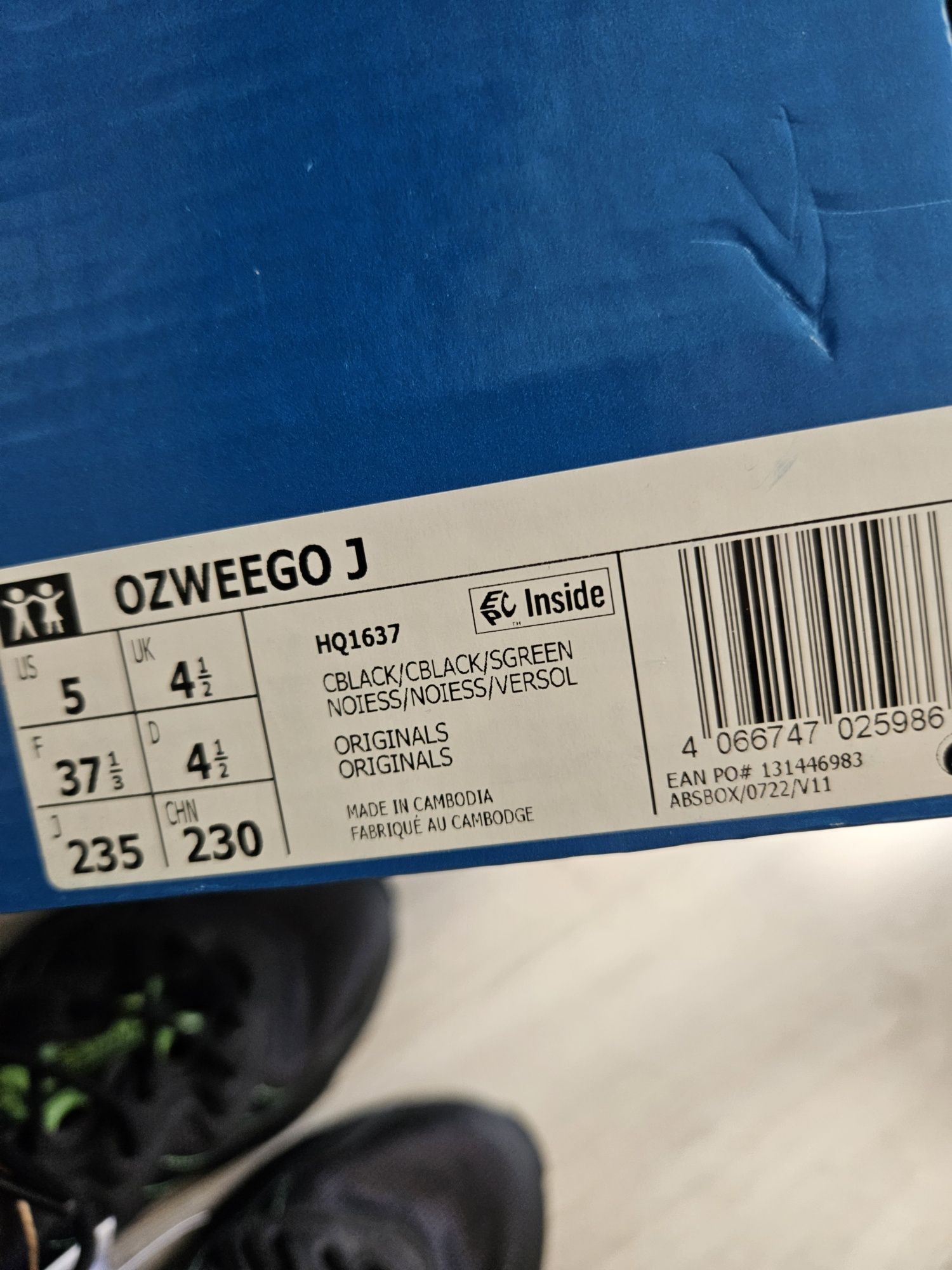 НОВИ Adidas Originals OZWEEGO 37