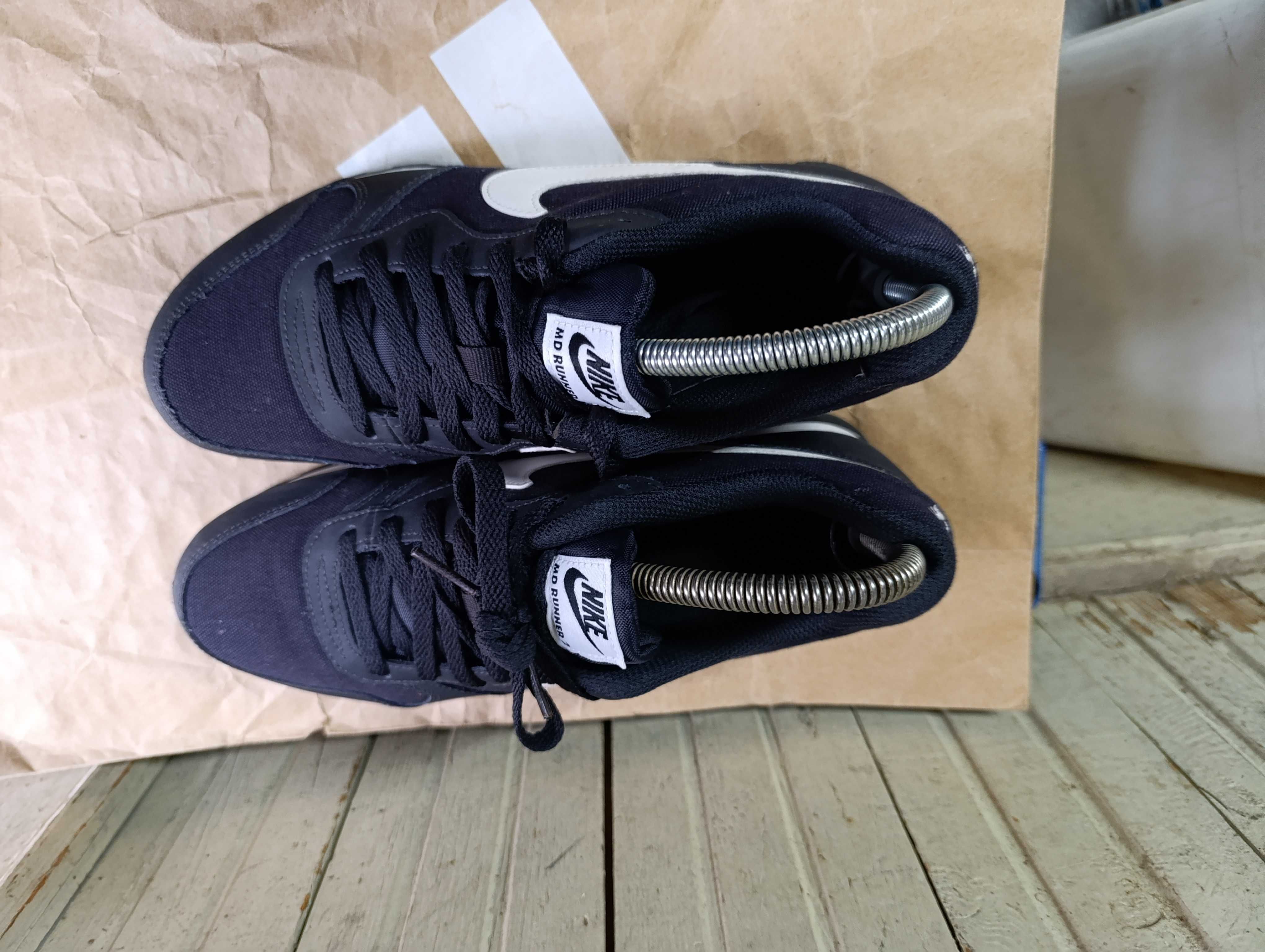 '' Nike MD Runner 2''оригинални маратонки 40 номер