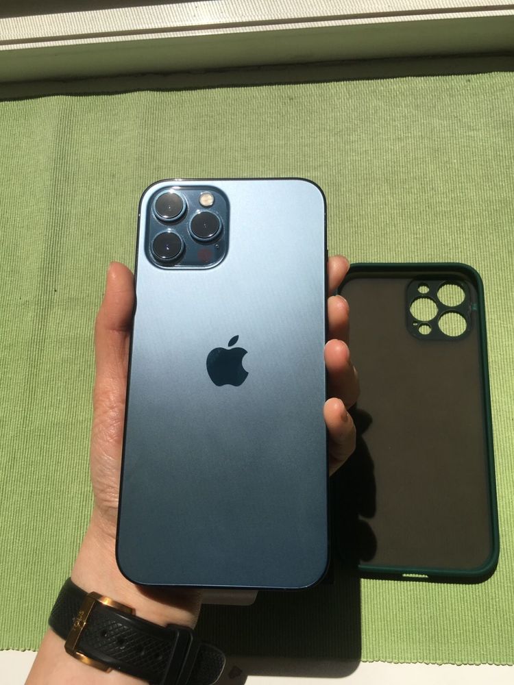 Продам iPhone 12 Pro Max 128 GB