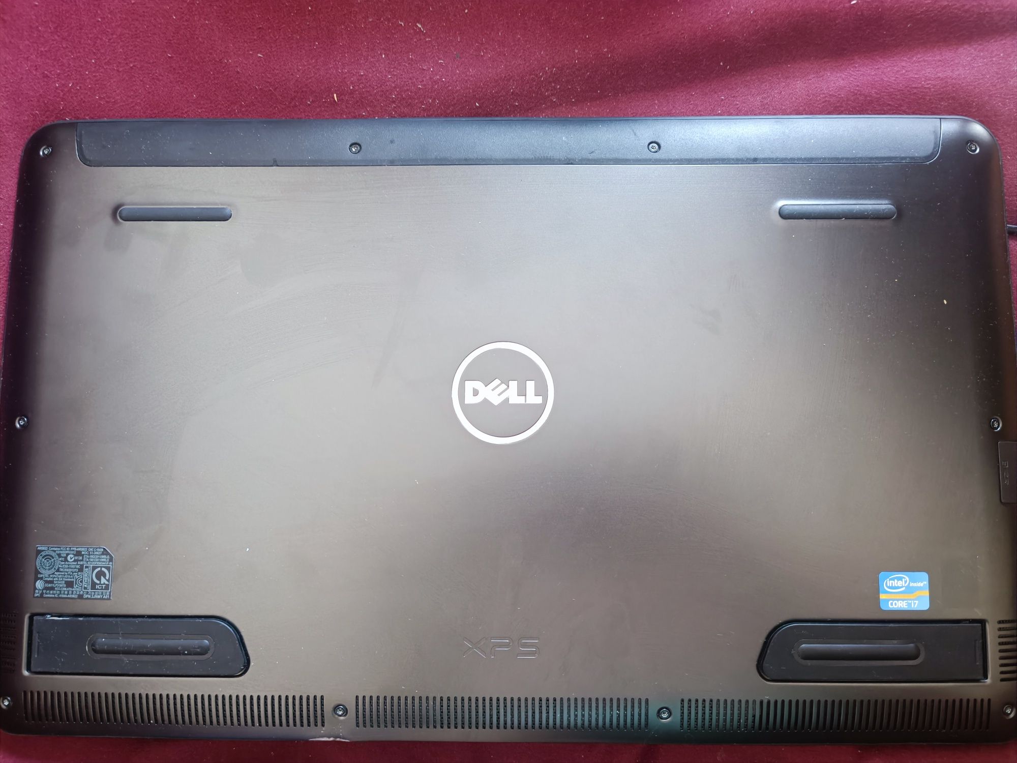 Компютъ също и таблет Dell  работи