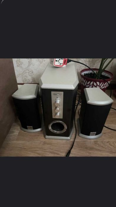 Колонки + сабвуфер Hyundai