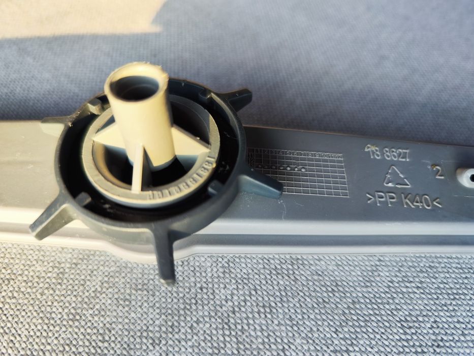 Brat de pulverizare superior Beko