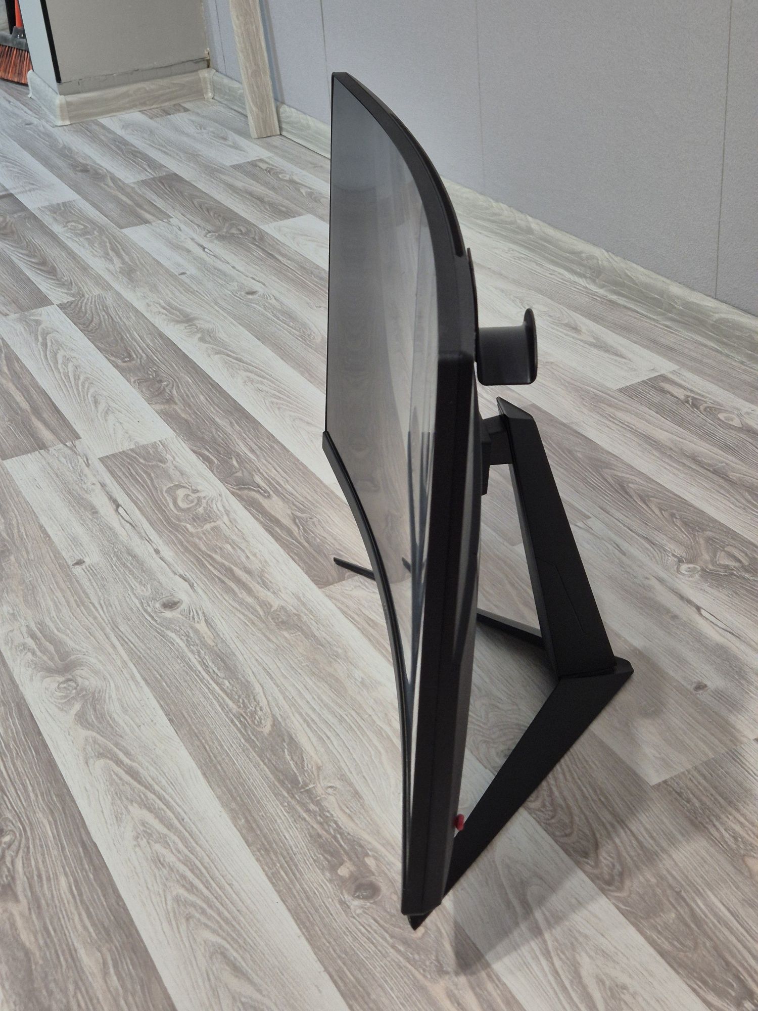 Монитор MSI 165 hz 0.1ms