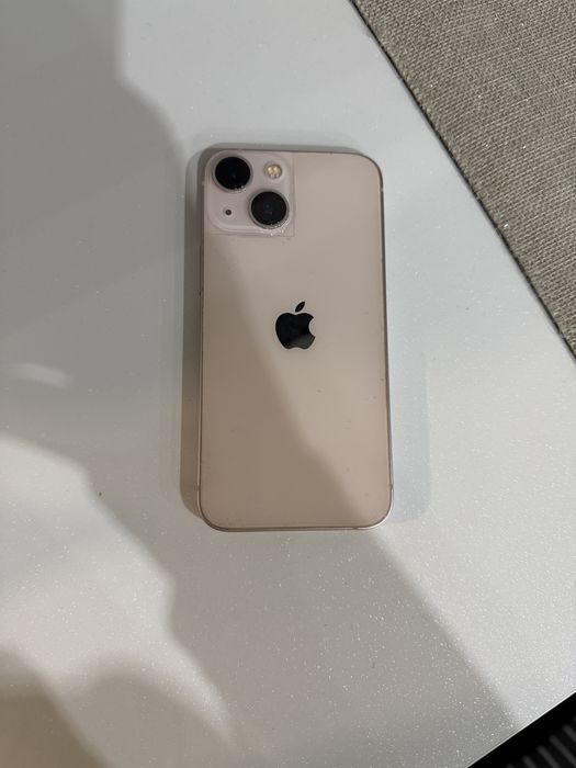 Предлагам употребяван Iphone 13 mini