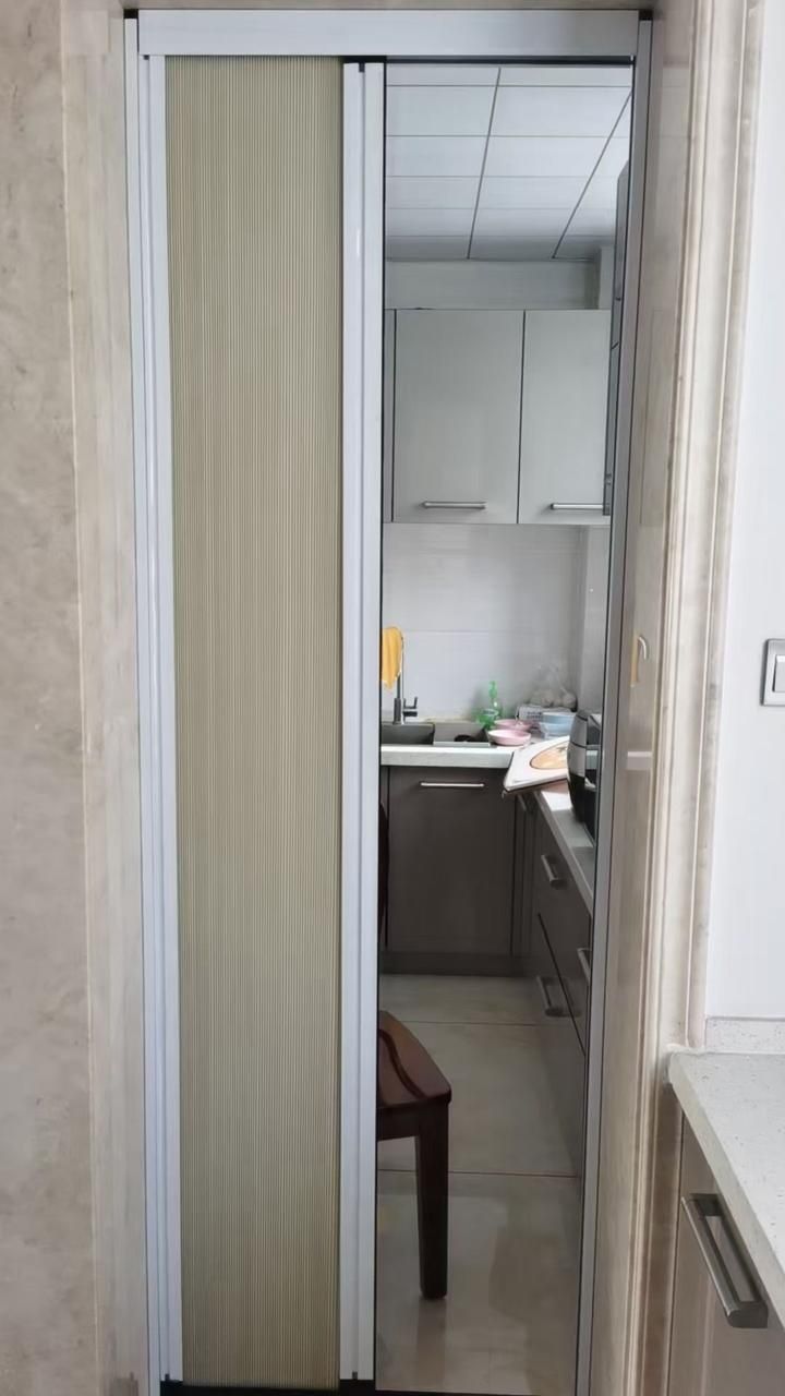 Раздвижные двери и перегородки (гормошка)