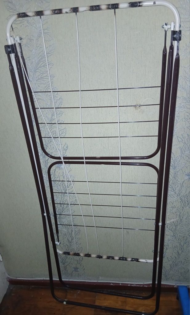 Продам сушилку для белья