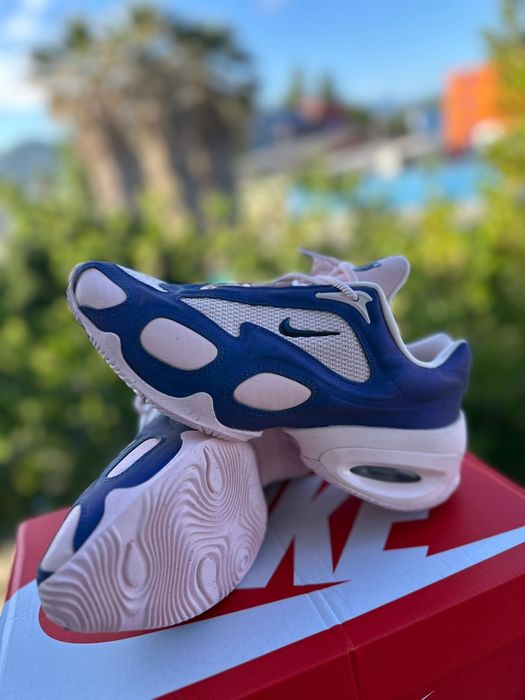 Nike Air Muse  .