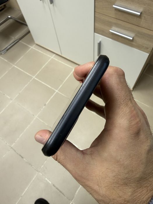 Realme C21 3/32gb - отличен