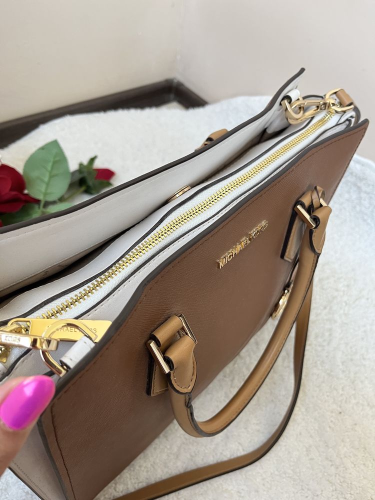 Michael Kors guess чанта естествена кожа