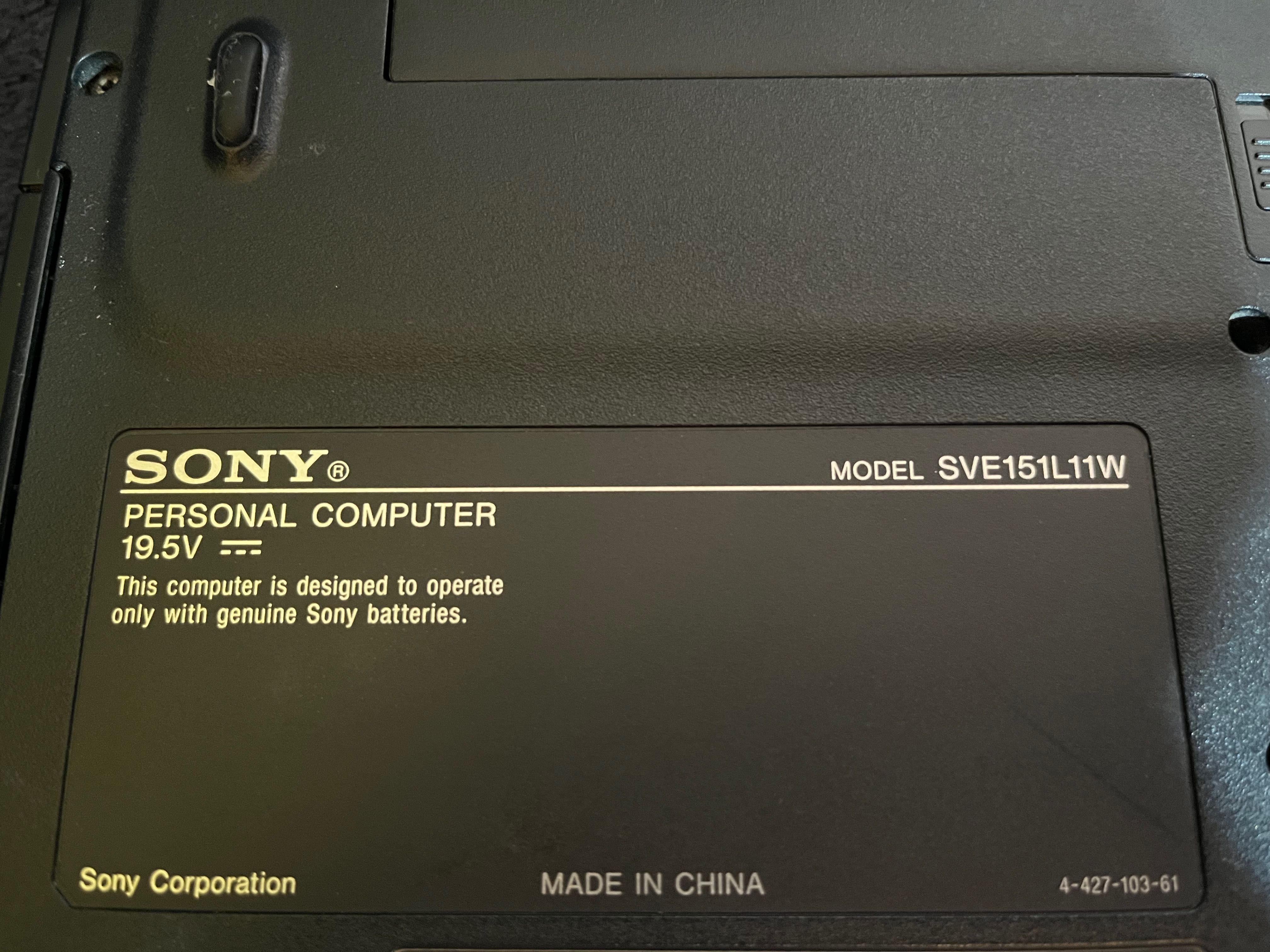 Продавам Sony Vaio