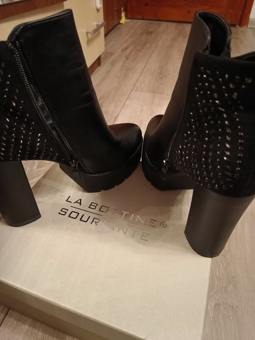 Botine de vanzare