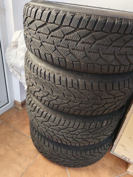 Jante cu anvelope de iarna noi pentru BMW F11/F10, 225/55 r17