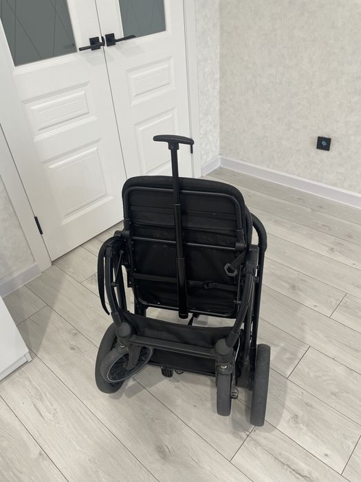 Коляска прогулочная детская