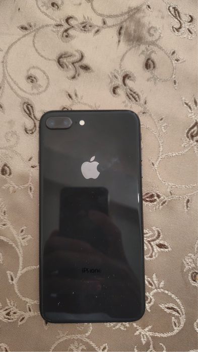 Продается Iphone 8 plus