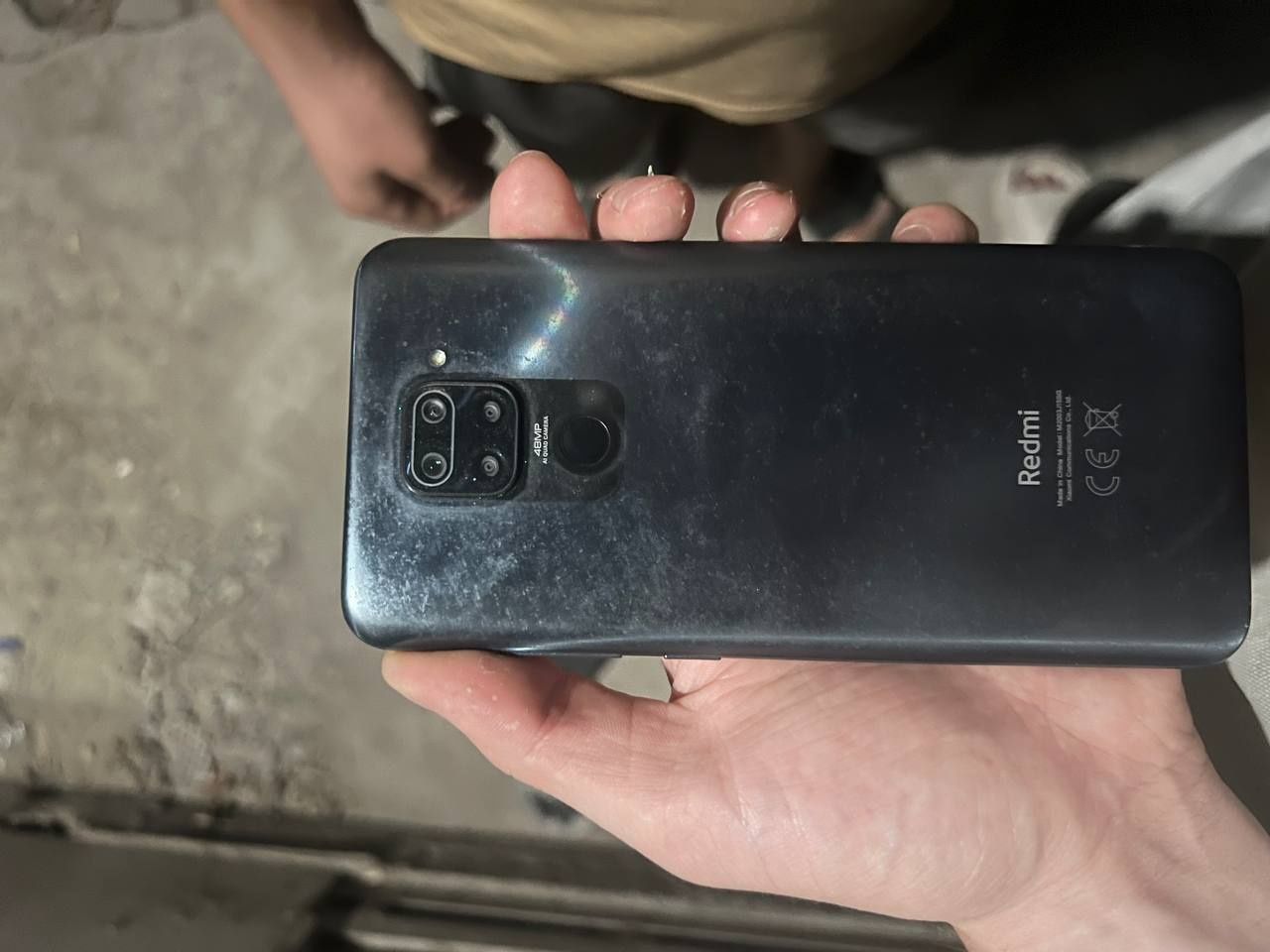 Toza telefon pasport kopiya beriladi