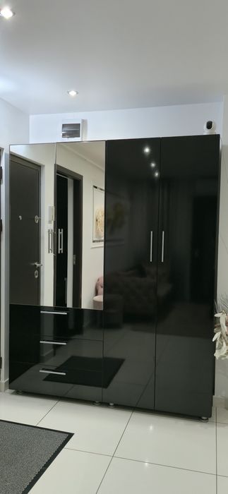 Vând Mobilă (Cuier Haine și Papuci)