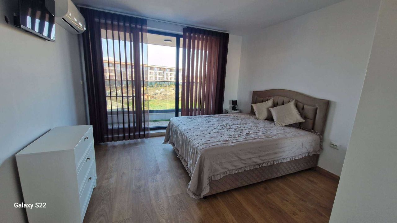 Дава се под наем Тристаен апартамент в Бургас, Сарафово - 128 кв.м за 1275 € - Снимка #12