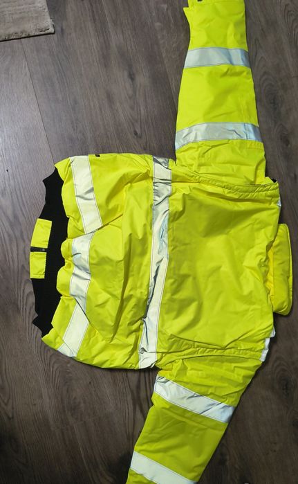 Яке stenso clovelly hv