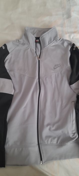 Спортен екип Naik