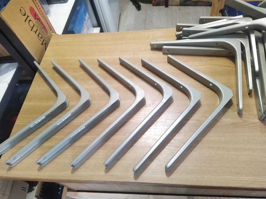 Vind coltare polite 5 lei bucata