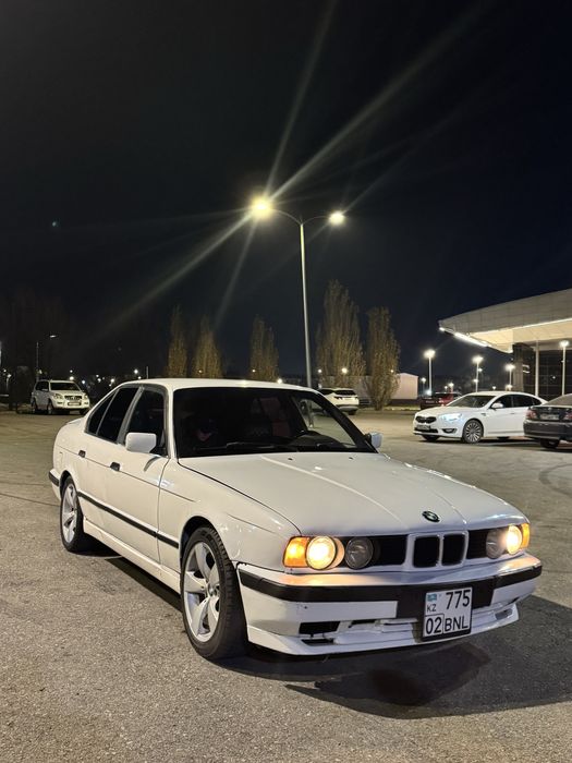Продам бмв е34 в достойном состоянии