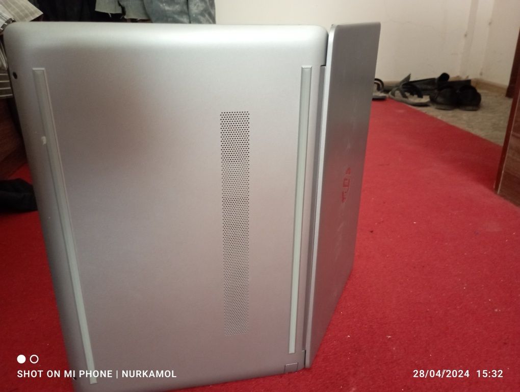 HP core i3 Noutbuk