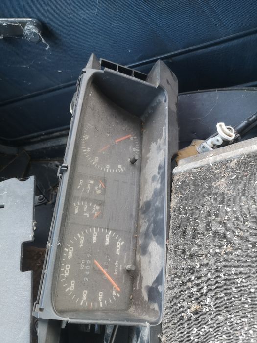 Audi 80 B2 на части