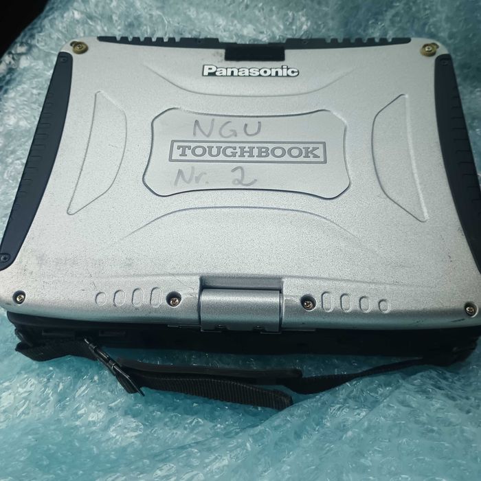 Laptop Panasonic CF 19 win 10