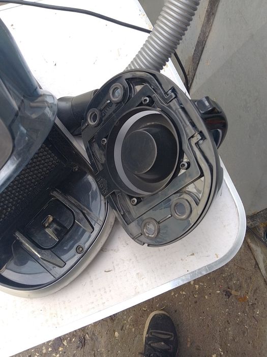 Много мощна прахосмукачка Rowenta