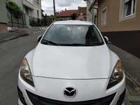 Vând Mazda 3 2013