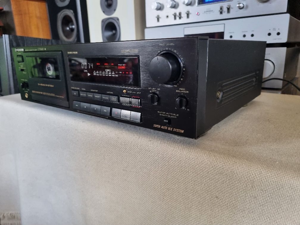 Deck Pioneer CT-S610. 3 Head, Dolby B,C,HX Pro,Dual Capstan. Impecabil