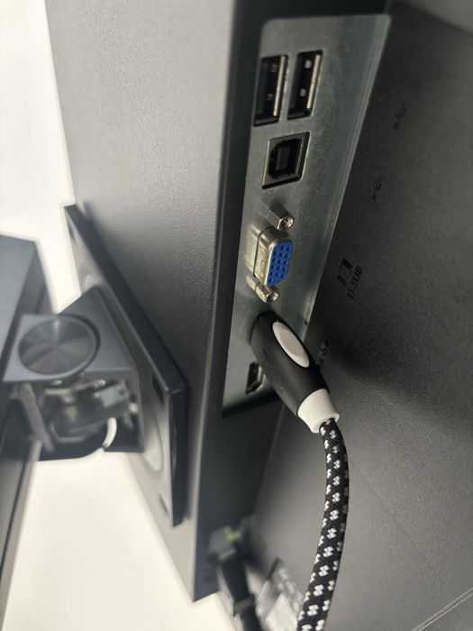 Monitor Asus Corpo 24.5