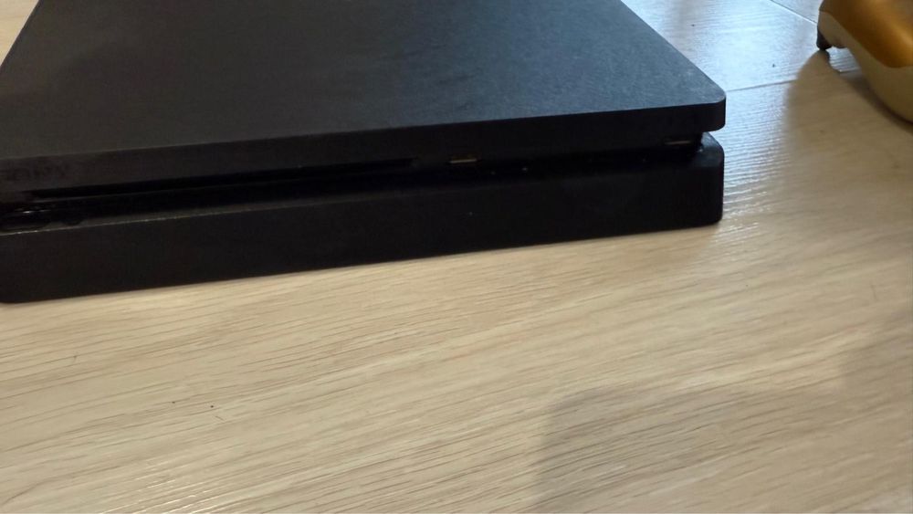 Ps4 slim perfect functionabil