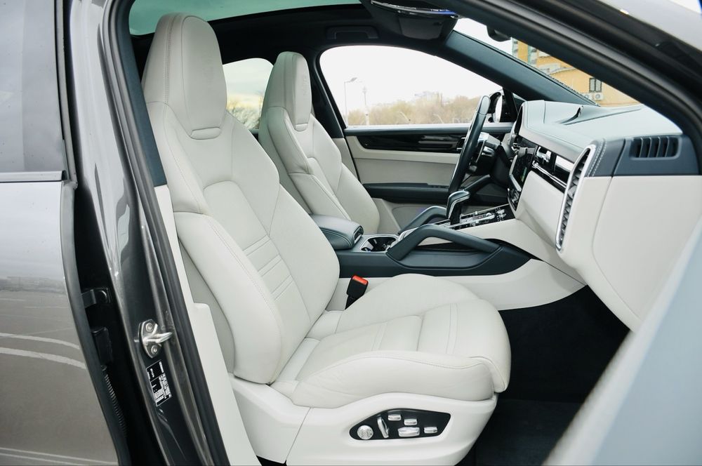 Porsche Cayenne Coupe E-Hybrid