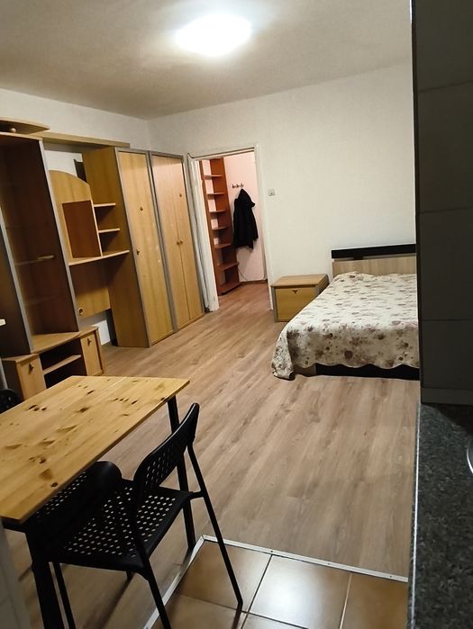 Garsoniera metrou Lujerului Militari