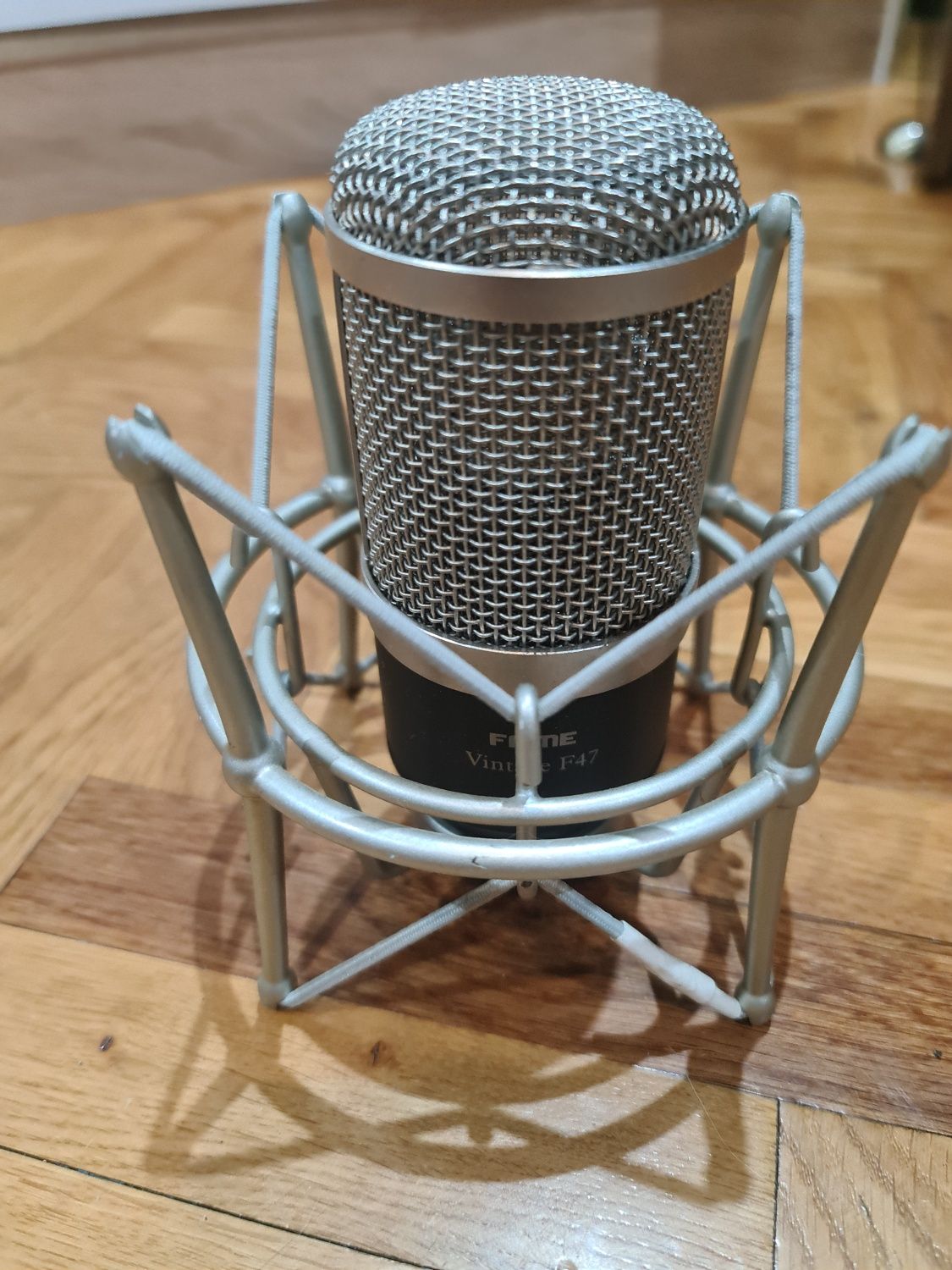 Microfon profesional Fame Vintage F47