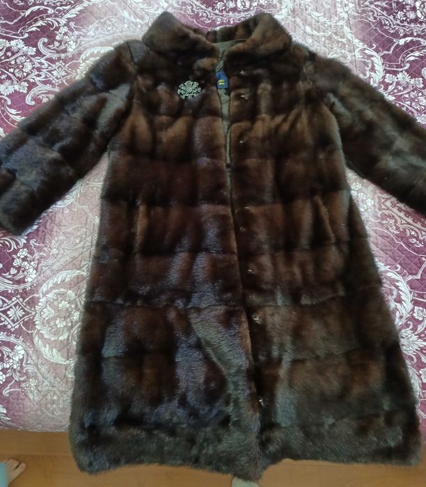 Продам шубу норковую