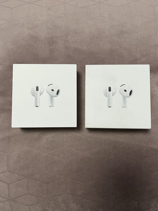 Airpods 4 sigilate, 2 bucati