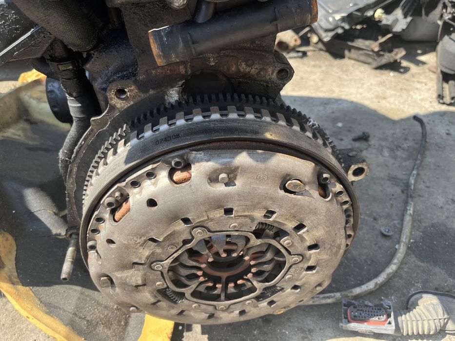 Ambreaj complet 19 dci 131 cp 10000 mii km folosit