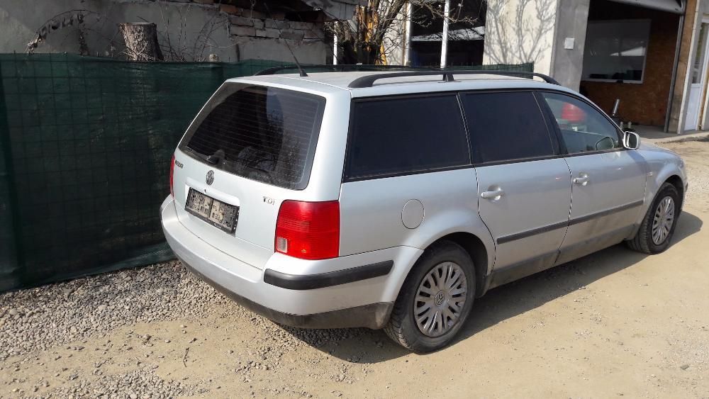 Dezmembrez Piese Vw Passat AJM din 2000