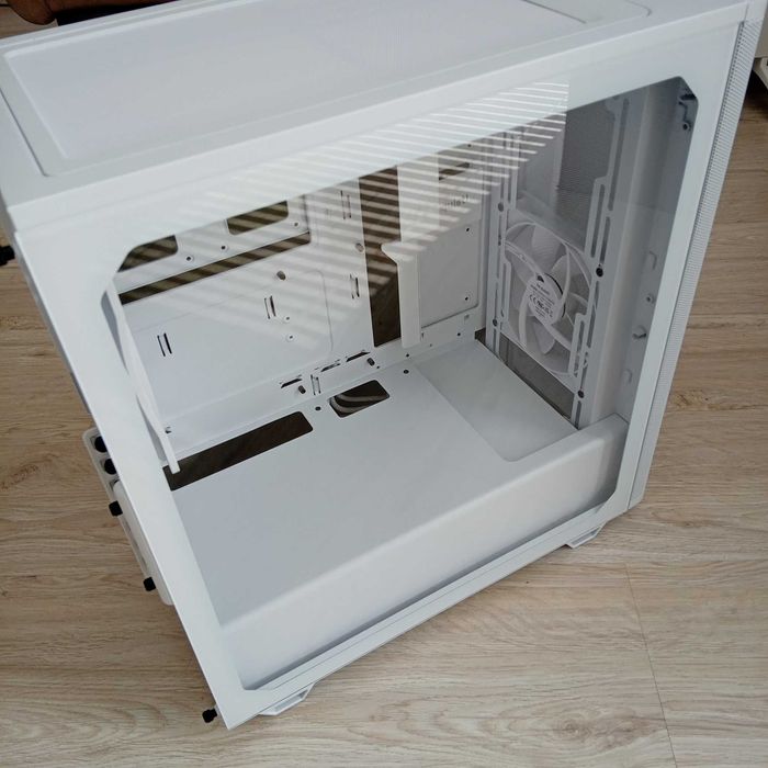 Be Quiet PURE BASE 501 Airflow Window White