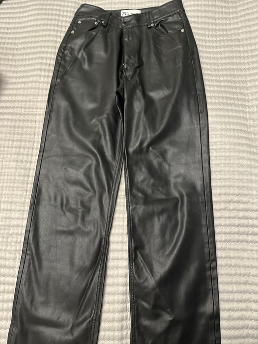 Pantaloni piele Zara masura S