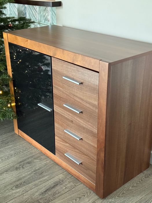 Comodă și noptieră