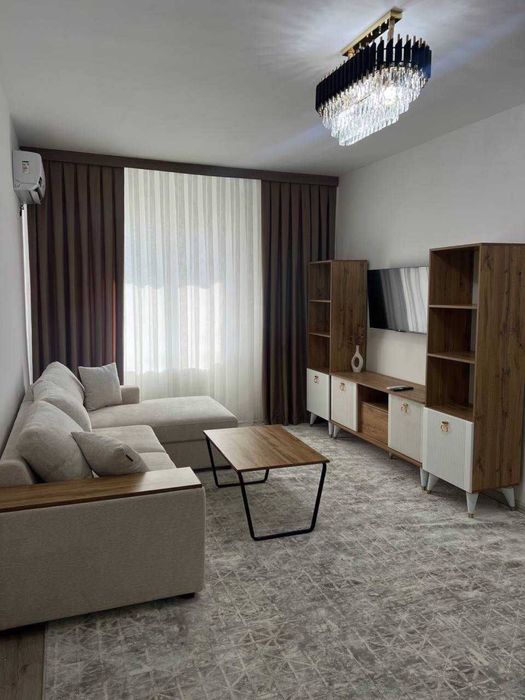 3 xona yevroremont faqat uzoq muddatga Navastroyka